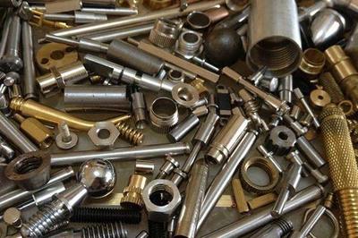 重庆五金店代理加盟与进货指南 选址、货源与经营策略